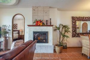 Gallery image of Bella Sirena BE 604 Scenic Luxury Ocean Front Condo in Puerto Peñasco