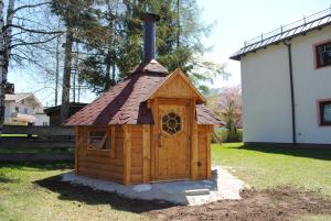 Budynek, w którym mieści się apartament