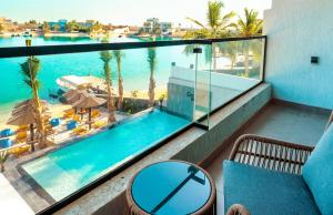 Bazén v ubytování كوكنت بيتش للعائلات CoConut Beach For family nebo v jeho okolí