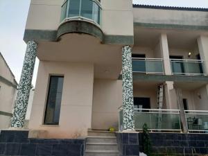 Μπαλκόνι ή βεράντα στο Inviting Chalet with Pool in Molina de Segura