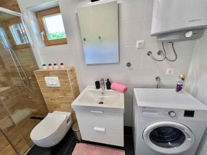Kúpeľňa v ubytovaní Apartment in Jadranovo 43364