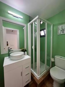 Ένα μπάνιο στο Aires de Tarifa Apartamento 4
