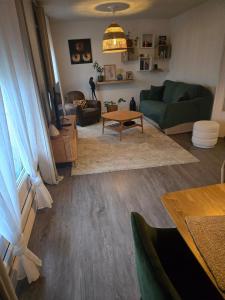 Χώρος καθιστικού στο Le Refuge de Céline - Proche Paris-La Défense