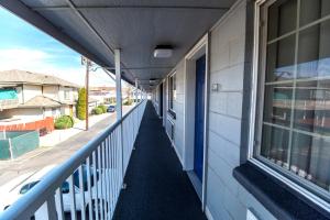 Balkón nebo terasa v ubytování Capital O Hotel Inn Pendleton I-84