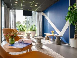 Posezení v ubytování ibis budget Amsterdam Airport