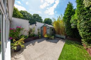 Zahrada ubytování Spacious and convenient 3 bed property in Swords