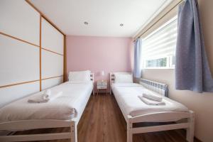 Postel nebo postele na pokoji v ubytování Spacious and convenient 3 bed property in Swords