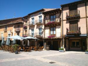 Foto de la galería de Apartamentos La Alborada Medieval en Ayllón