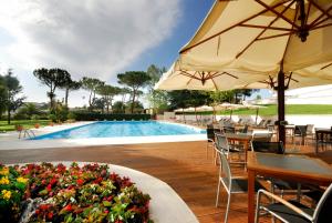 Bazén v ubytování Hotel Selene Pomezia nebo v jeho okolí