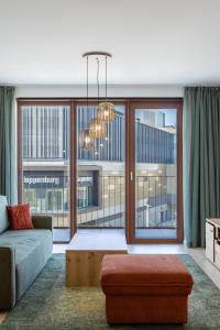 Posezení v ubytování ZWIRN Loft - New Design Stay near Nivy & DownTown