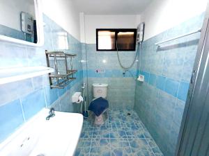 Ένα μπάνιο στο Patong Canal Villa R311 +12 φωτογραφίες