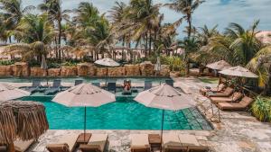 Bazén v ubytování Hotel Varandas Beach nebo v jeho okolí