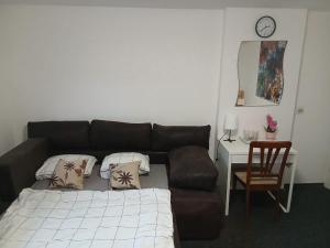 Voodi või voodid majutusasutuse Smart hostel toas