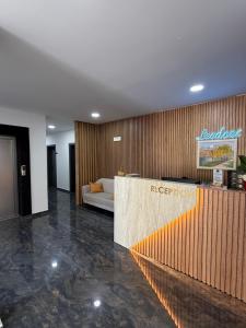 Fotografie z fotogalerie ubytování Hotel LEODORI 3 suites v destinaci Shëngjin