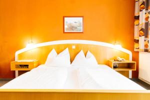 Rúm í herbergi á B&B Number 1