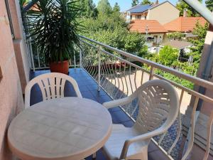 A balcony or terrace at Apartment Siofok, Lake Balaton 5