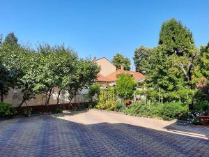 A garden outside Apartment Siofok, Lake Balaton 5