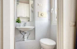 Ένα μπάνιο στο Monolocale in Centro Milano - AC - WiFi