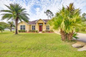 Zahrada ubytování Family Home Less Than 10 Mi to Flagler Beach WFH Ready!