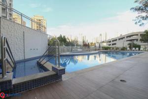 Bazén v ubytování Apartamentos no Morumbi nebo v jeho okolí