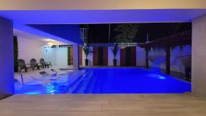 Bazén v ubytování Nautilus by La Jamaca Hotels-Downtown La Parguera nebo v jeho okolí