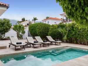 Πισίνα στο ή κοντά στο KARAT Villa Salvaje