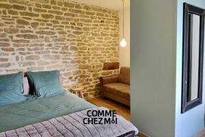 Ένα ή περισσότερα κρεβάτια σε δωμάτιο στο Gîte Charmant D'Olympe +22 φωτογραφίες