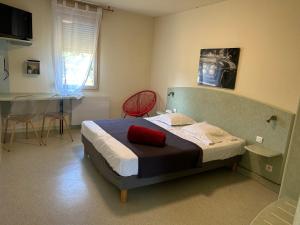 Postel nebo postele na pokoji v ubytování Abel Hôtel