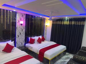 Gallery image of Decent Luxury Hotel Hunza in Alīābād