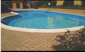 Bazén v ubytovaní AIRPORT-free shuttle till night-2 pool AZZURRO all inclusive alebo v jeho blízkosti