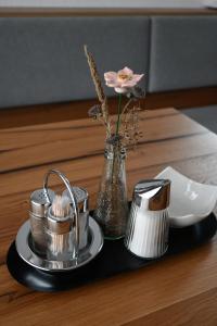 Coffee and tea making facilities at Gästehaus Pürstl-Kocher