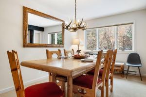 Φωτογραφία από το άλμπουμ του RMR: Teewinot C3 Condo in Teton Village σε Teton Village