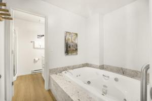 Ένα μπάνιο στο RMR: Mountain Ash 1 Condo in The AspensWilsonWY +24 φωτογραφίες