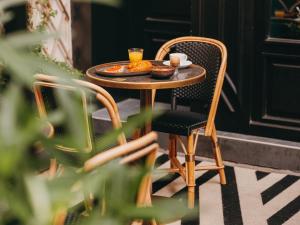 Nápoje v ubytování Snob Hotel