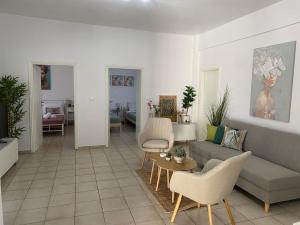Posezení v ubytování Peristeras Country Home + 25 fotografií
