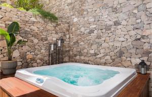 Fotografie z fotogalerie ubytování Villa Aster 2 v destinaci Sutivan