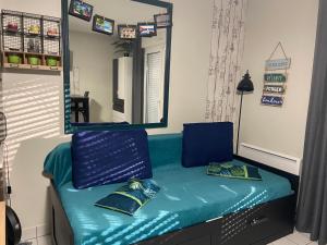 Χώρος καθιστικού στο Au calme, 100m plage Écluse, balcon, box garage, Wifi