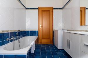 A bathroom at Villa Selva