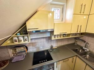 Dapur atau dapur kecil di Bosnian House
