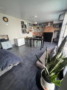 a living room with a couch and a table at Quincho cervecero in San Fernando del Valle de Catamarca +19 photos