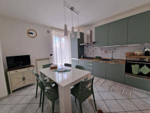 Cucina o angolo cottura di La Terrazza HOUSE