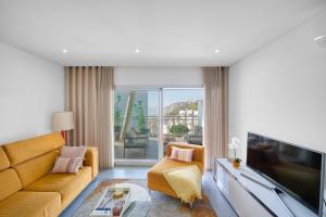 Et opholdsområde på TERRAZA - Exclusive Terrace, Sea View & Pool