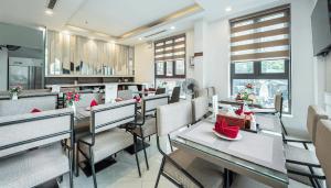 Posezení v ubytování A25 Hotel - Hoàng Đạo Thúy 1