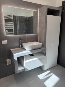 Galeriebild der Unterkunft Appartamento con giardino - Clusone in Clusone