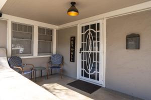 Φωτογραφία από το άλμπουμ του Summer Escape Firepit EV Charger Walkable σε Paso Robles