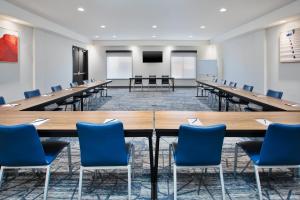 Konferenční prostory v ubytování Holiday Inn Express Hotel and Suites Duncan by IHG + 37 fotografií