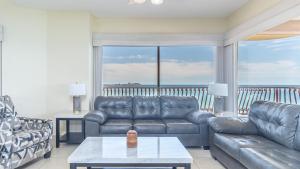 Gallery image of Sunny Charmed Life Spacious Premium Ocean Front Condo in Puerto Peñasco