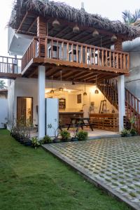 Κήπος έξω από το Oasis Garden - Arugam Bay