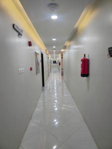 Fotografija v galeriji nastanitve فندق كنوز العنود مكة للغرف والشقق المفروشة توصيل مجاني للحرم - Knoz Al Anood Hotel Makkah For Furnished Rooms and Apartments Free Shuttle Service v Meki