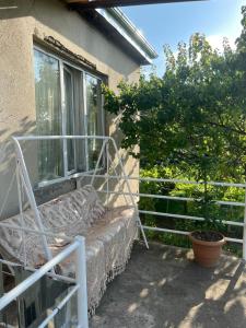Un balcón o terraza en Lorenzo Budget Hostel